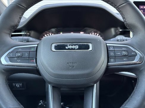Used 2025 Jeep Compass Limited AWD/4WD image 28