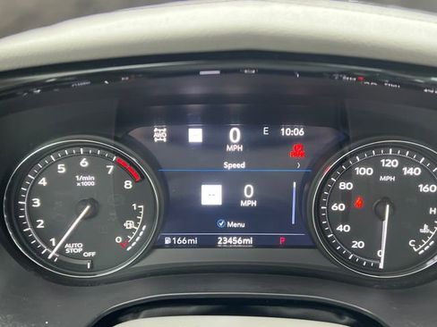 Used 2023 Cadillac XT6 Premium Luxury w/ Technology Package AWD/4WD image 19