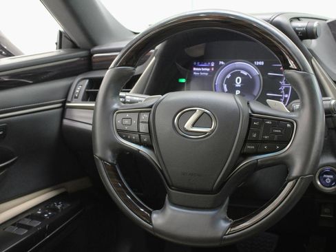 Used 2019 Lexus ES 300h w/ Premium Package FWD image 52