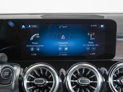 Certified 2023 Mercedes-Benz EQB 300 4MATIC w/ Exclusive Package image 21
