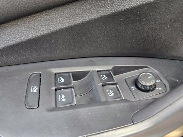 Used 2024 Volkswagen Jetta S FWD image 35