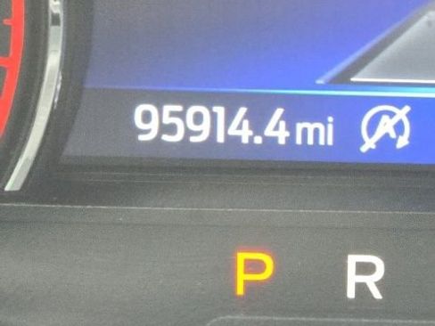 Used 2021 Ford Explorer XLT w/ Equipment Group 202A image 28