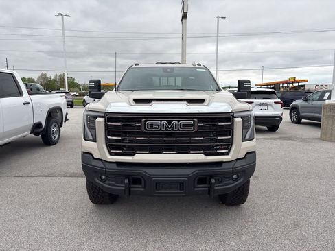New 2026 GMC Sierra 2500 AT4X w/ AT4X AEV Edition AWD/4WD image 2