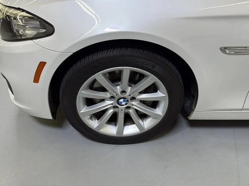 Used 2015 BMW 535i Sedan RWD image 28