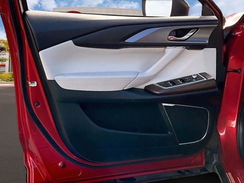 Used 2023 MAZDA CX-9 Signature image 22