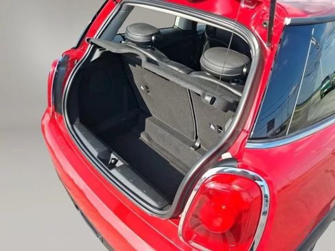 Used 2015 MINI Cooper 2-Door Hardtop FWD image 11