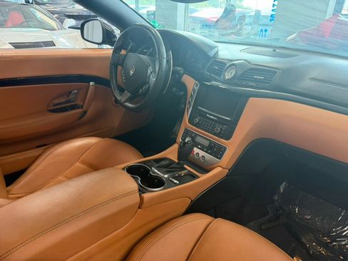 Used 2016 Maserati GranTurismo Sport RWD image 50