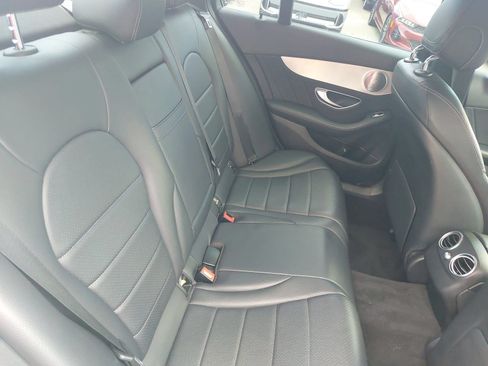 Used 2019 Mercedes-Benz C 300 4MATIC Sedan image 12