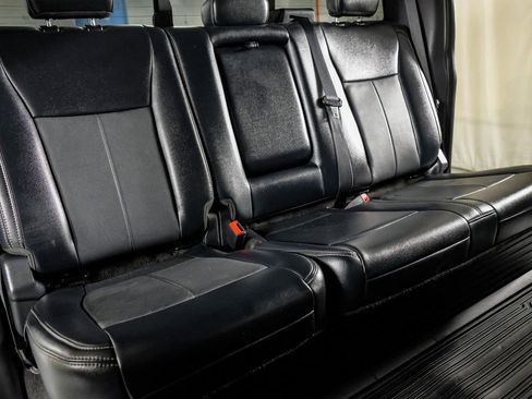 Used 2022 Ford F250 Lariat w/ Lariat Value Package image 32