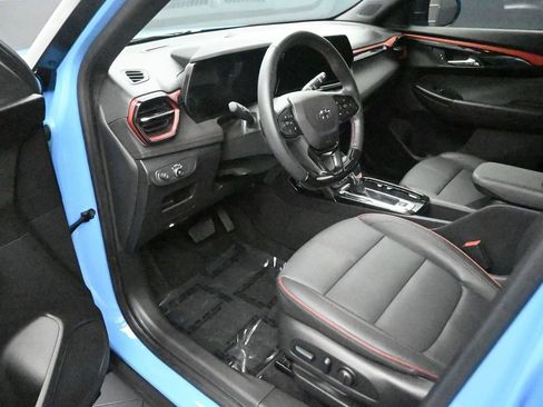 Used 2024 Chevrolet TrailBlazer RS w/ Driver Confidence Package FWD image 11