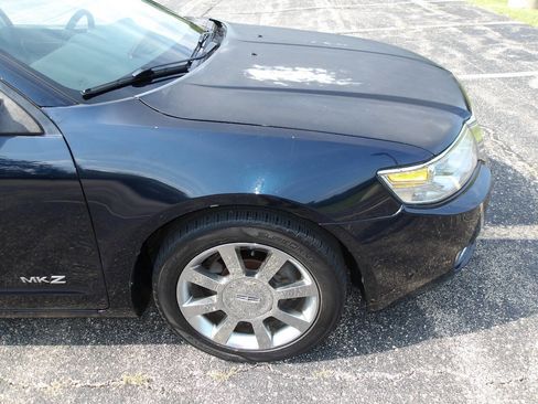 Used 2008 Lincoln MKZ image 29