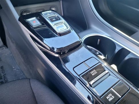 Used 2022 Hyundai Sonata SEL image 17