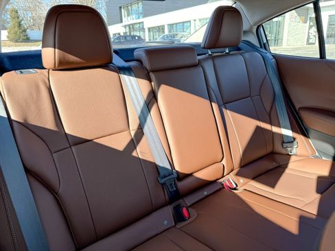 Used 2025 Subaru Legacy Touring XT image 17