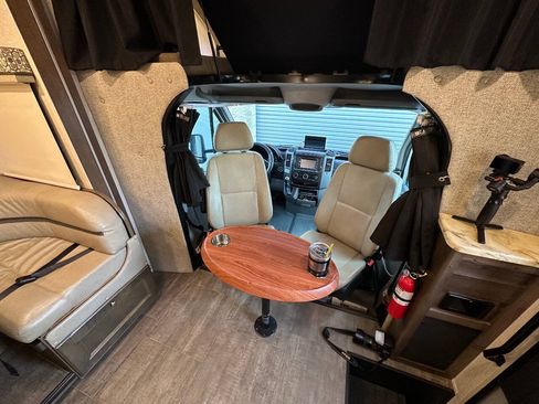 Used 2017 Mercedes-Benz Sprinter 3500 image 35