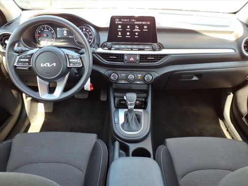 Used 2024 Kia Forte LXS image 16