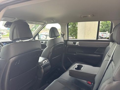 Used 2024 Hyundai Santa Fe SEL AWD/4WD image 7
