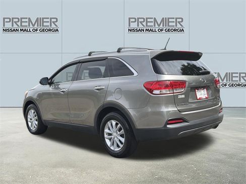 Used 2016 Kia Sorento FWD image 22