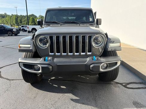 Certified 2023 Jeep Wrangler Unlimited Sahara AWD/4WD image 8