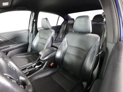 Used 2016 Honda Accord Sport image 11