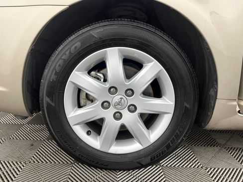 Used 2006 Toyota Avalon XL image 16