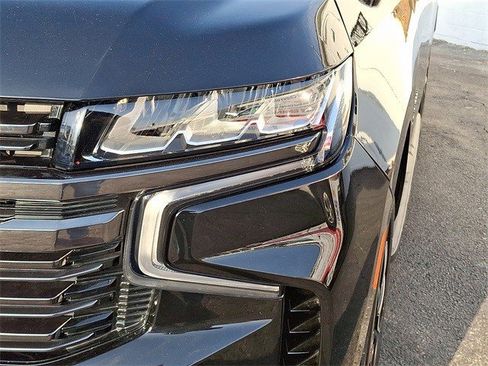 Certified 2021 Chevrolet Suburban RST image 7