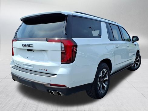 Used 2025 GMC Yukon XL AT4 Ultimate w/ LPO, Floor Liner Package AWD/4WD image 5