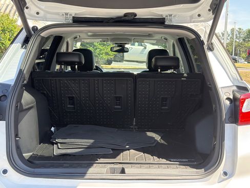 Used 2020 Chevrolet Equinox Premier FWD image 32