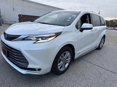 Used 2021 Toyota Sienna Platinum