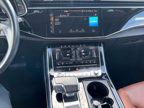 Used 2023 Audi Q7 3.0T Prestige image 38