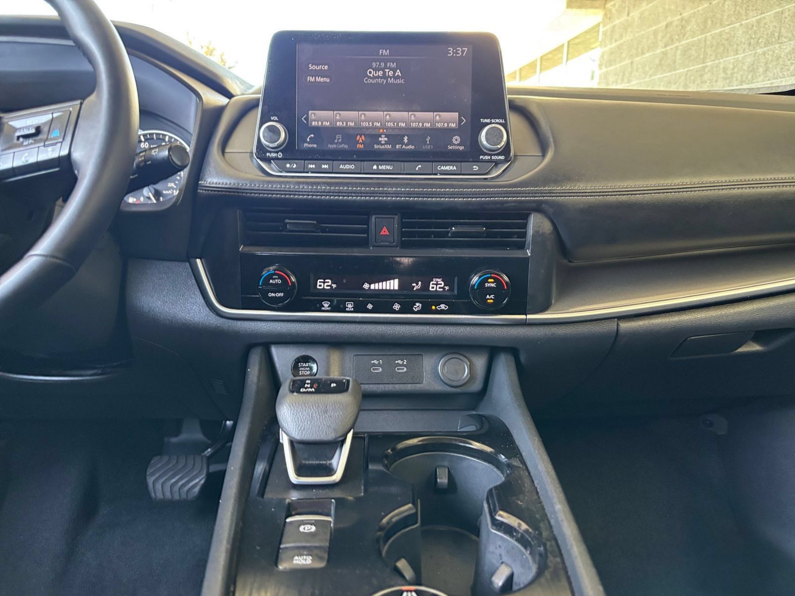 Used 2026 Nissan Rogue SV AWD/4WD image 16