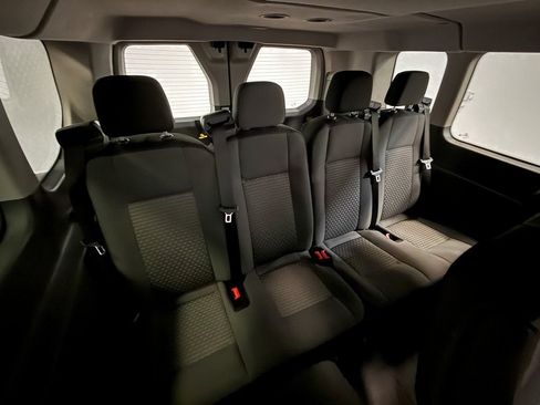 Used 2023 Ford Transit 350 XLT image 18