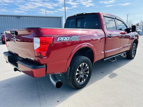 Used 2016 Nissan Titan PRO-4X image 32