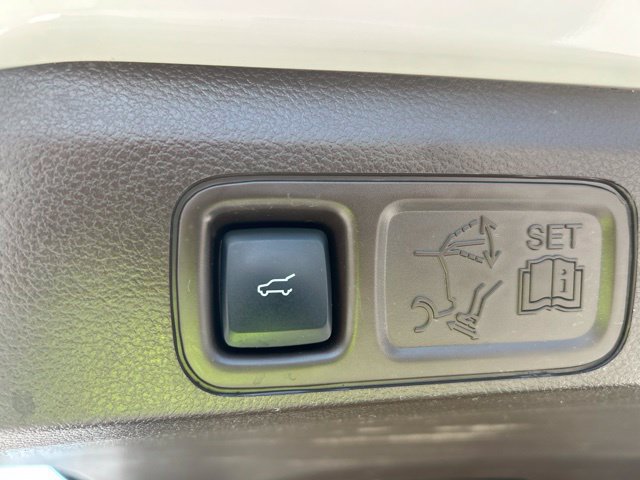 Used 2022 Ford Expedition Max King Ranch AWD/4WD image 18