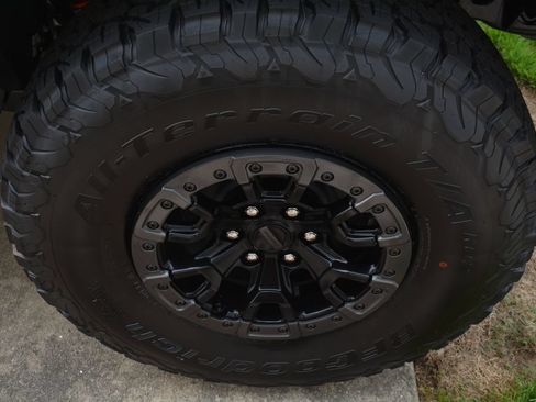 New 2026 Ford Bronco Raptor AWD/4WD image 5