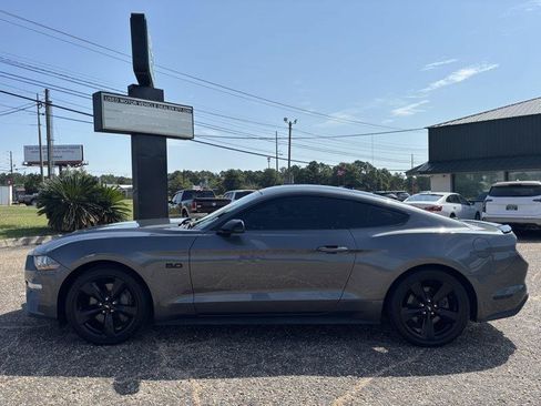 Used 2022 Ford Mustang GT Premium w/ Equipment Group 401A RWD image 2