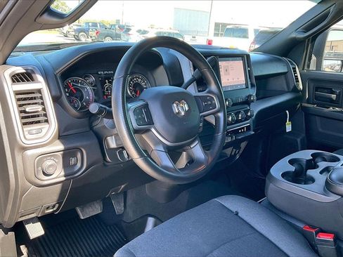 Used 2024 RAM 3500 Tradesman w/ Chrome Appearance Group image 14