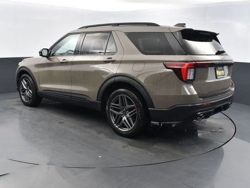 New 2026 Ford Explorer ST w/ Sun And Sound Package image 7