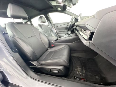 Used 2023 Honda Accord Sport image 24