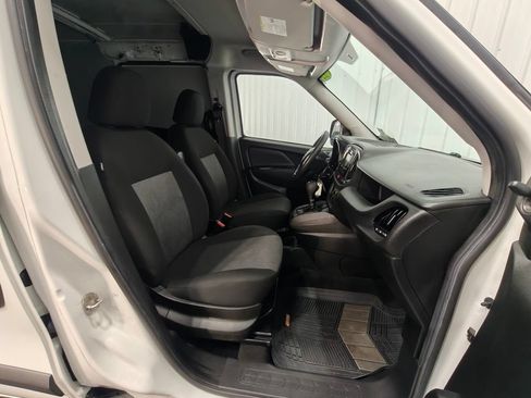 Used 2022 RAM ProMaster City Tradesman FWD image 19