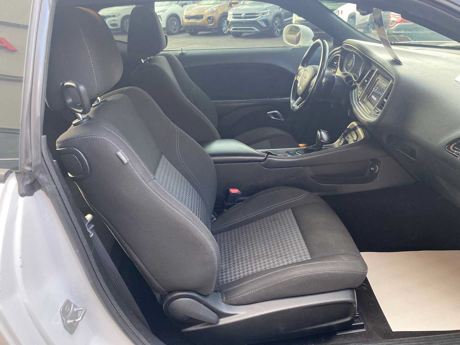 Used 2021 Dodge Challenger SXT w/ Driver Convenience Group RWD image 24