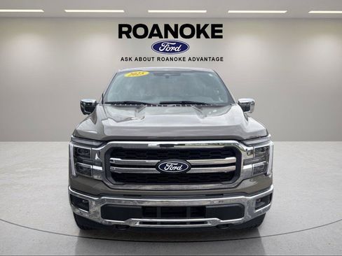 Used 2025 Ford F150 Lariat w/ Bed Utility Package AWD/4WD image 14