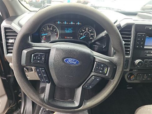 Used 2018 Ford F150 XLT AWD/4WD image 7