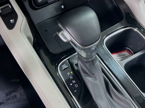 Certified 2022 Kia Telluride EX w/ EX Premium Package image 17