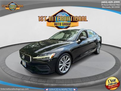 Used 2019 Volvo S60 T6 Momentum w/ Premium Package