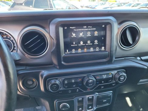 Used 2018 Jeep Wrangler Sport AWD/4WD image 24