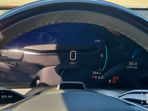 New 2026 Cadillac Vistiq Sport w/ LPO, Floor Liner Package image 21