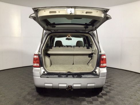 Used 2008 Ford Escape XLT image 11