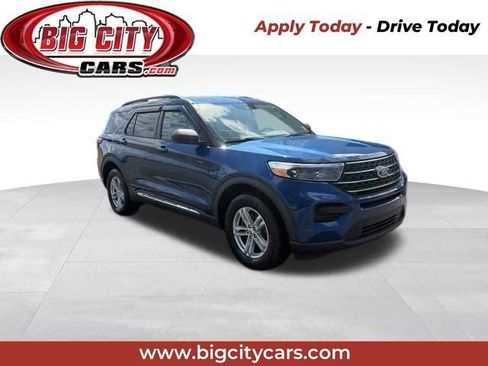 Used 2021 Ford Explorer XLT AWD/4WD image 1
