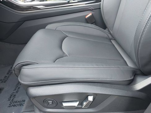 New 2026 Audi Q8 Prestige AWD/4WD image 32