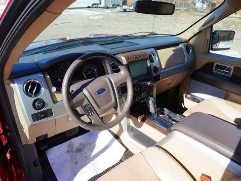 Used 2014 Ford F150 Lariat w/ Lariat Chrome Package image 3